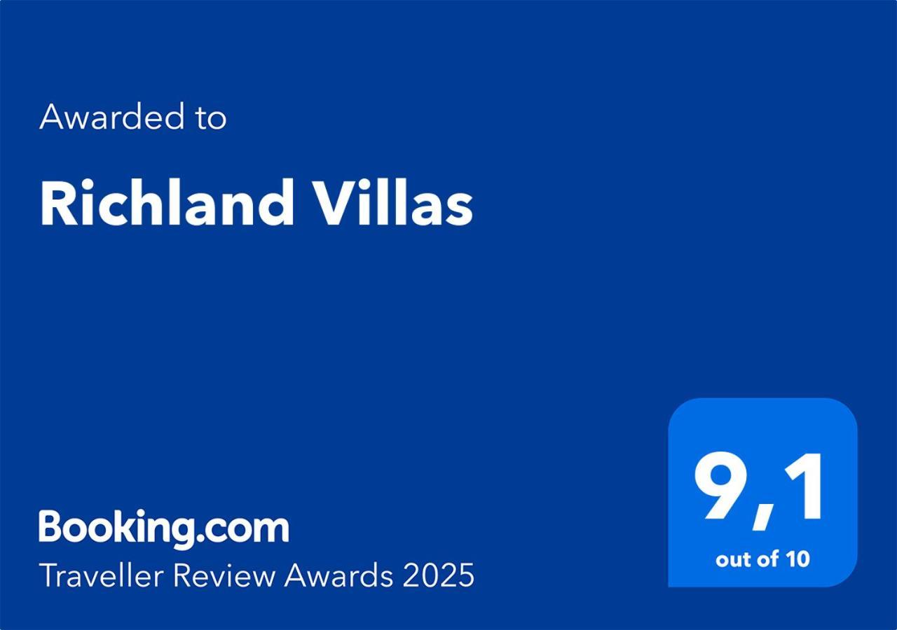 Richland Villas Flic-en-Flacq エクステリア 写真